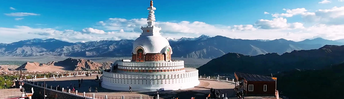 shanti-stupa